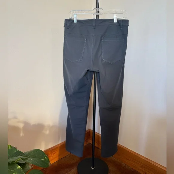 Men’s Lululemon ABC Classic Fit Pant Dark Grey 30” Waist - Picture 3 of 13